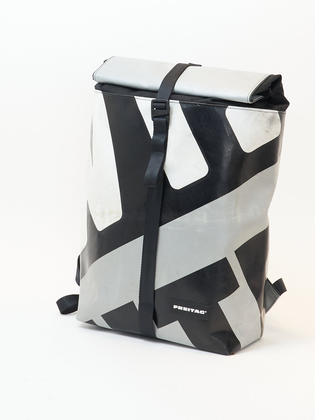 F155 Clapton -   black silver white