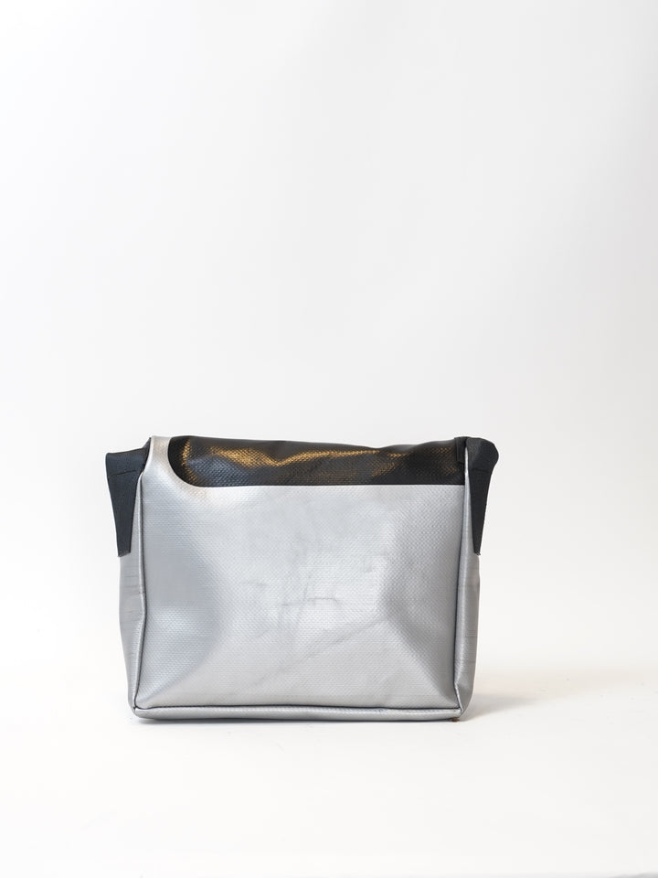 F11 Lassie -  silver black