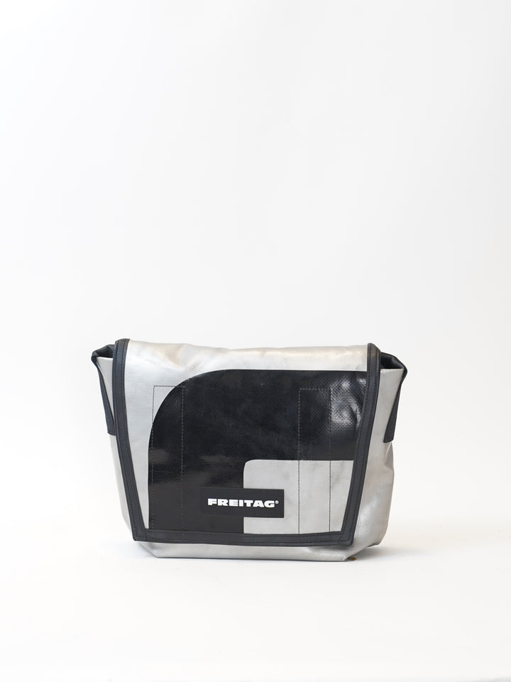 F11 Lassie - silver black