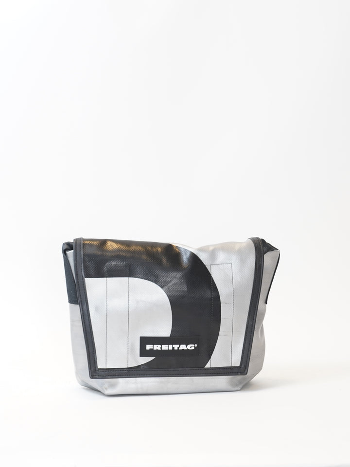 F11 Lassie - silver black