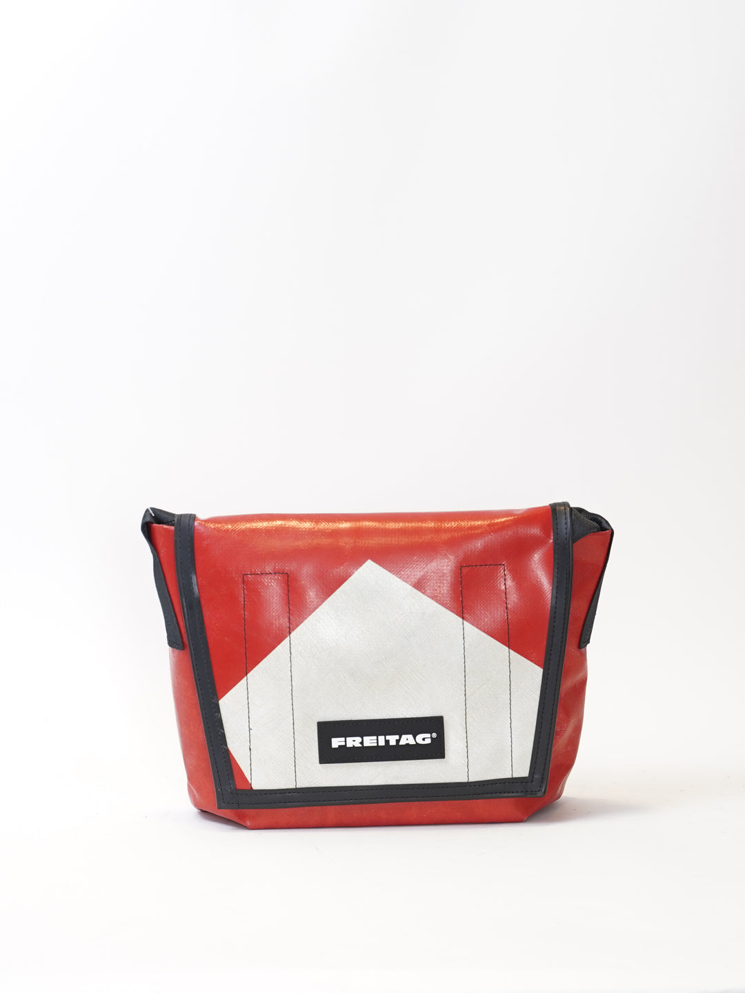 F11 Lassie - red white