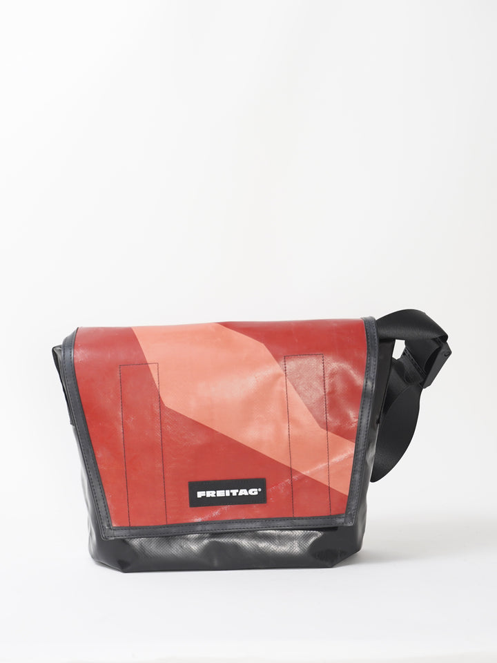 F14 Dexter - black brown