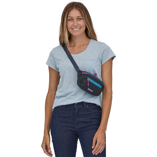 Ultralight Black Hole Hippack - pitch blue