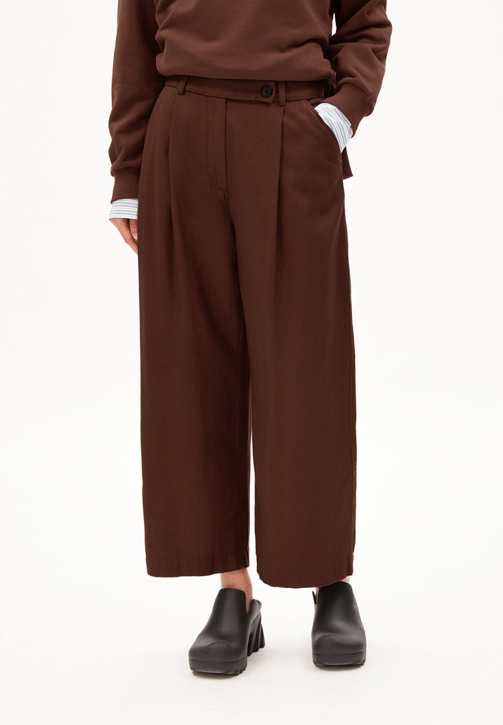 Sandrinaa - deep brown