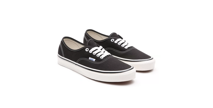 UA Authentic 44 Dx - black/white