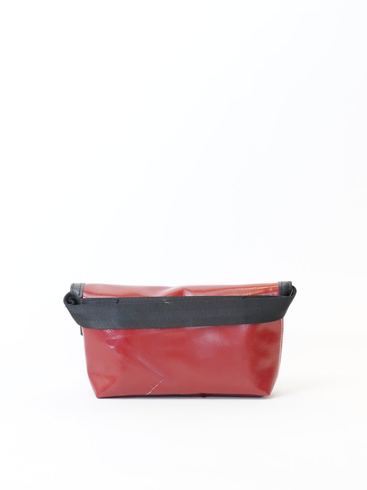 F153 Jamie - red/white