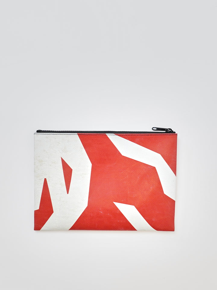 F07 Chuck - red/white