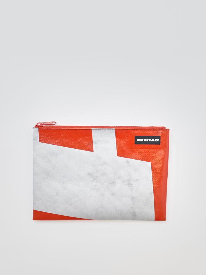 F07 Chuck - red/silver