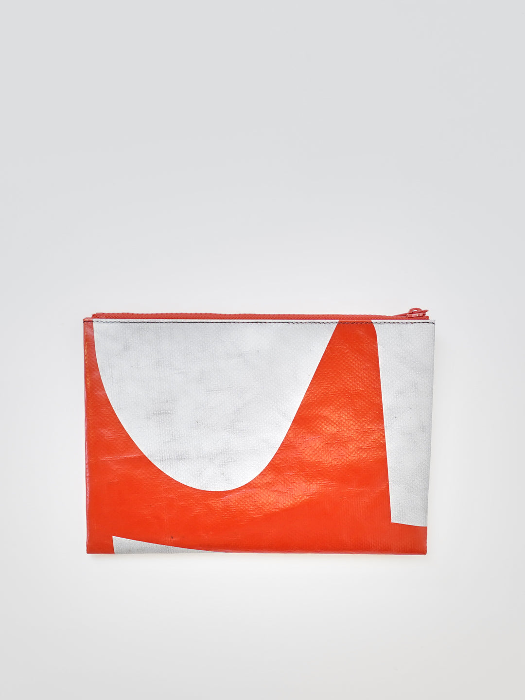 F07 Chuck - red/silver