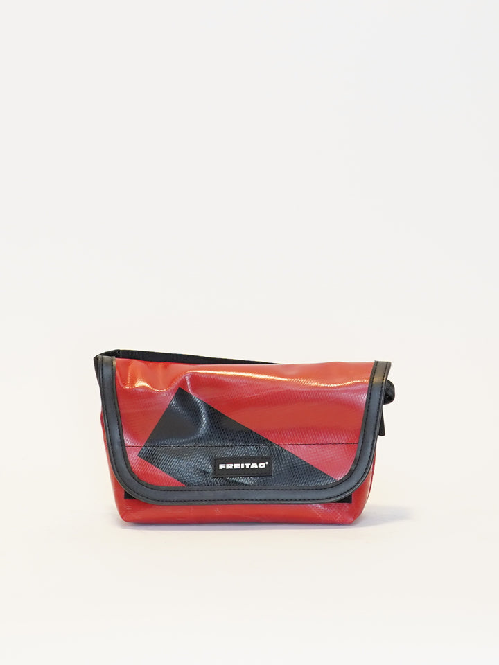 F153 Jamie - red/black