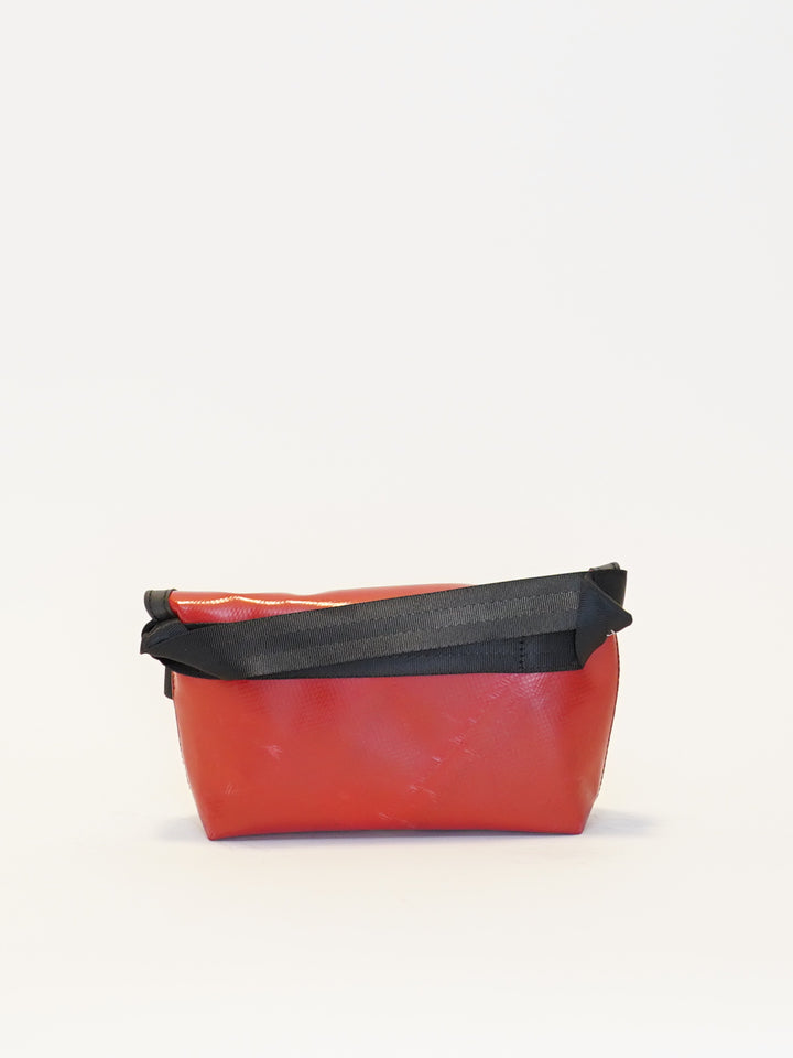 F153 Jamie - red/black