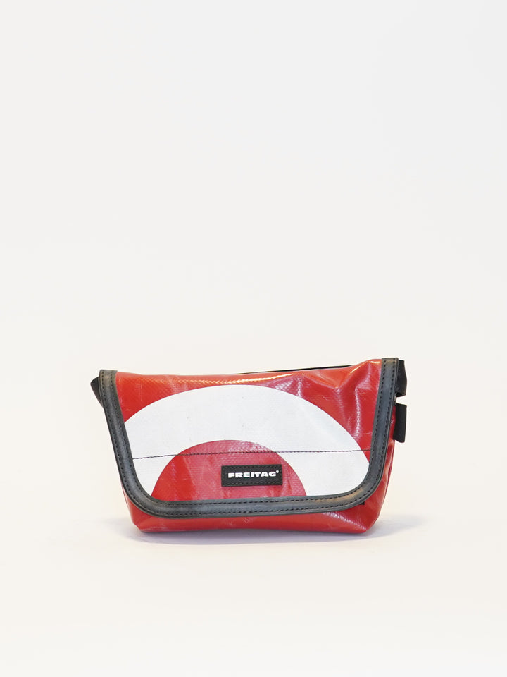 F153 Jamie - red/white