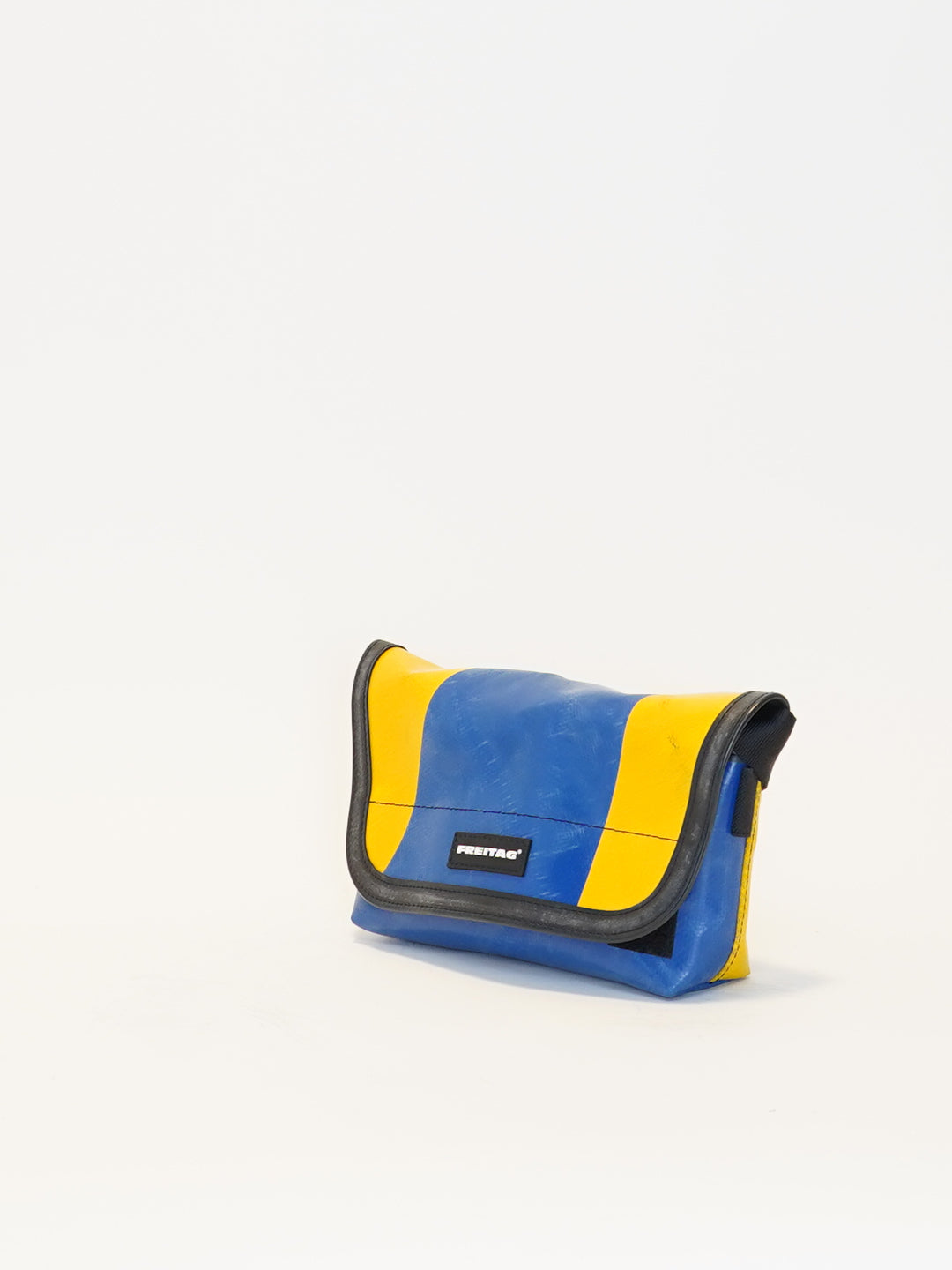 F153 Jamie - blue/yellow