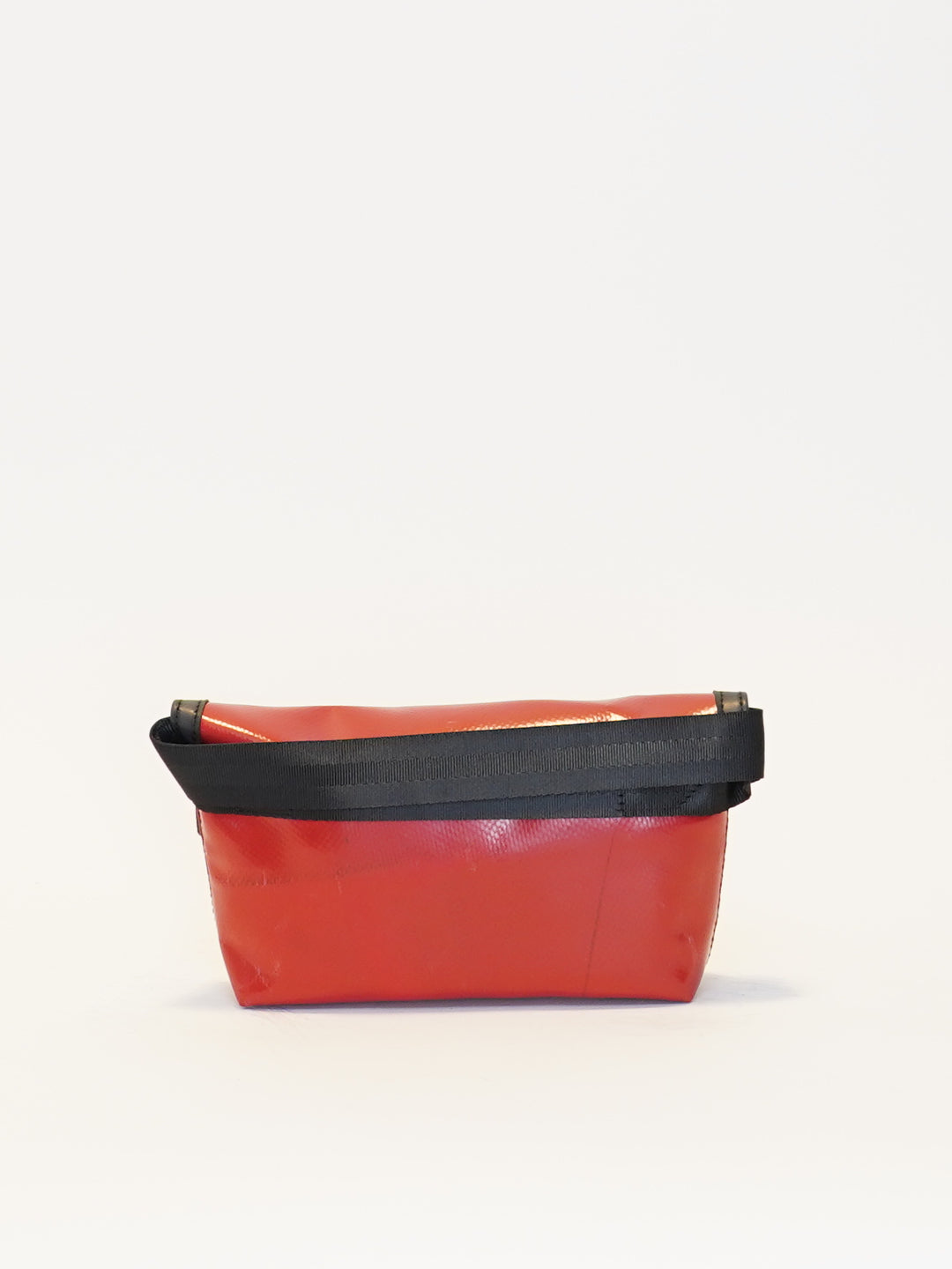 F153 Jamie - red/black