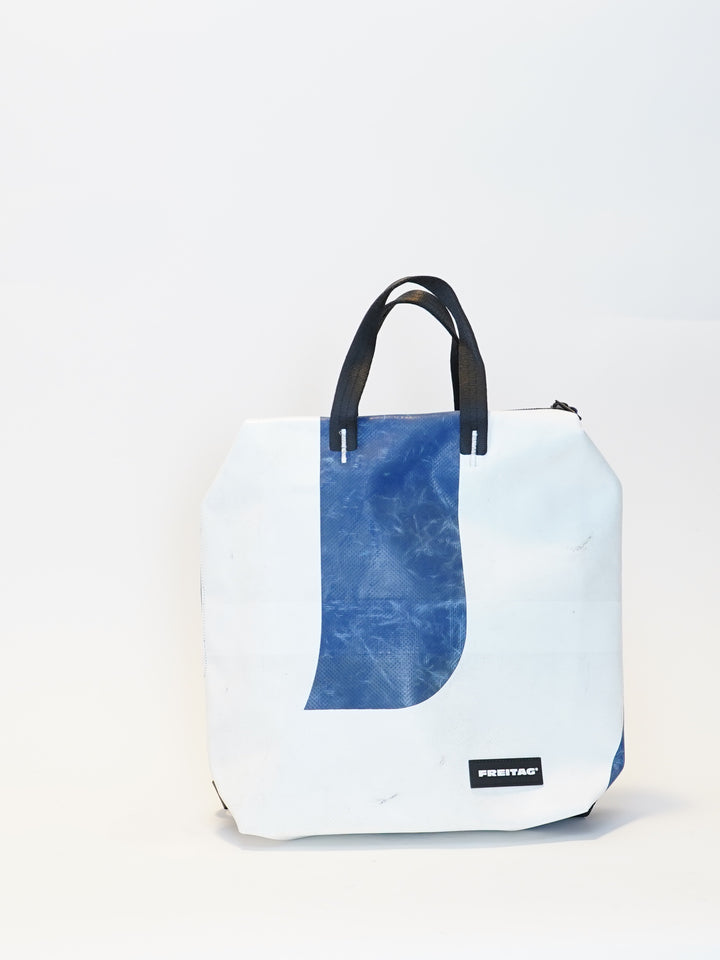 F201 Pete - blue/white