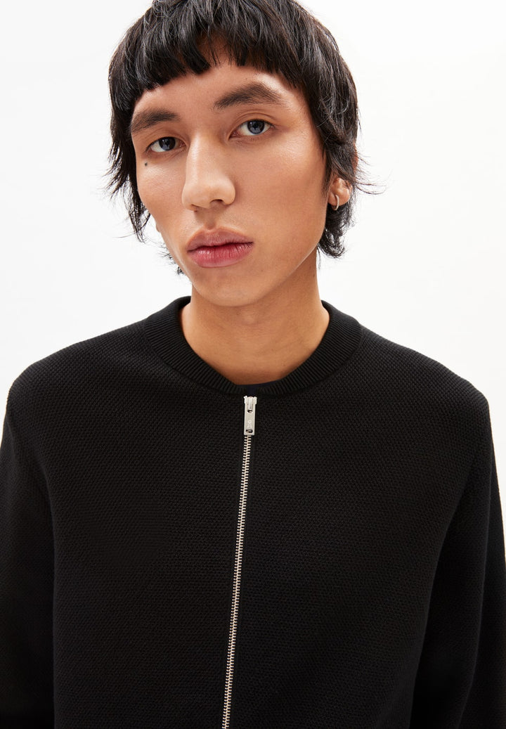 AAGADI Compact - black