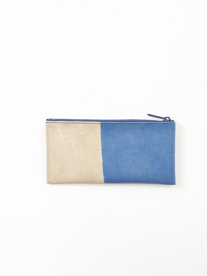 F06 Serena - white blue