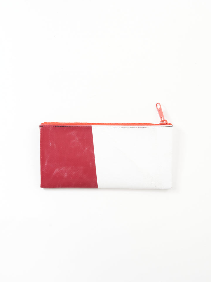 F06 Serena - red white