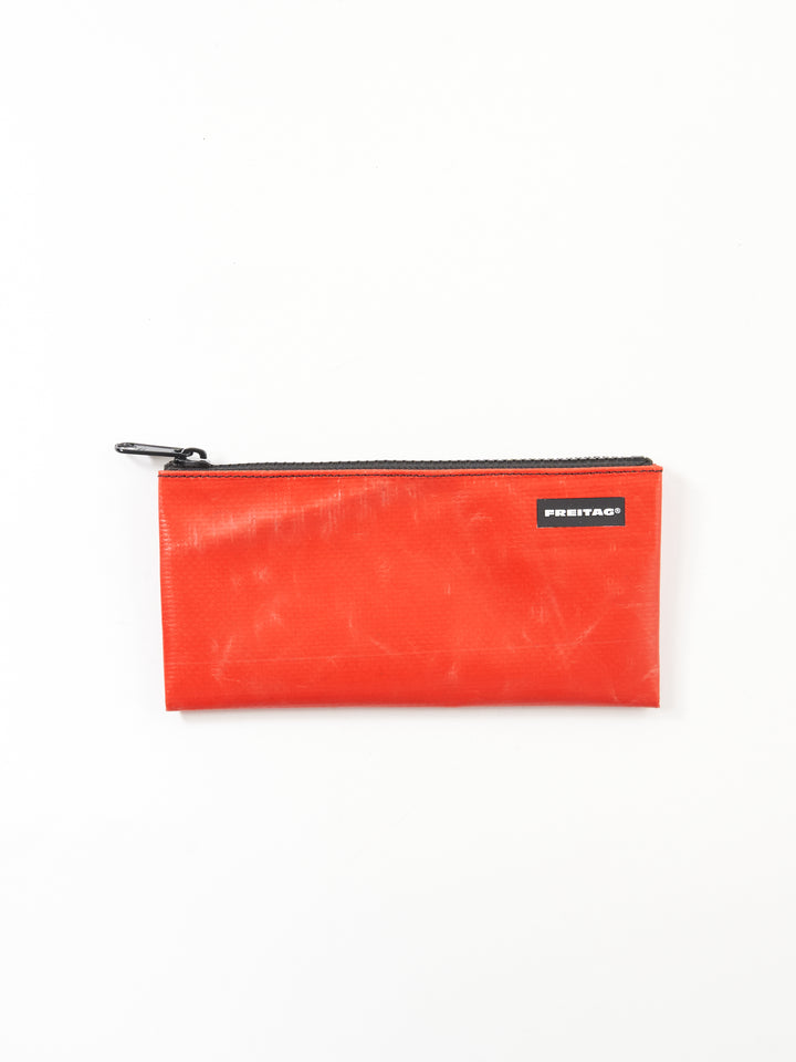 F06 Serena - red