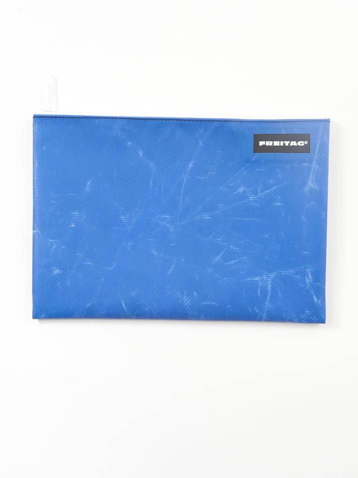 F07 CHUCK - blue