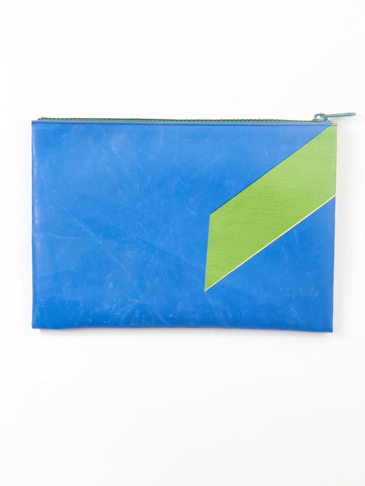 F07 CHUCK - blue green