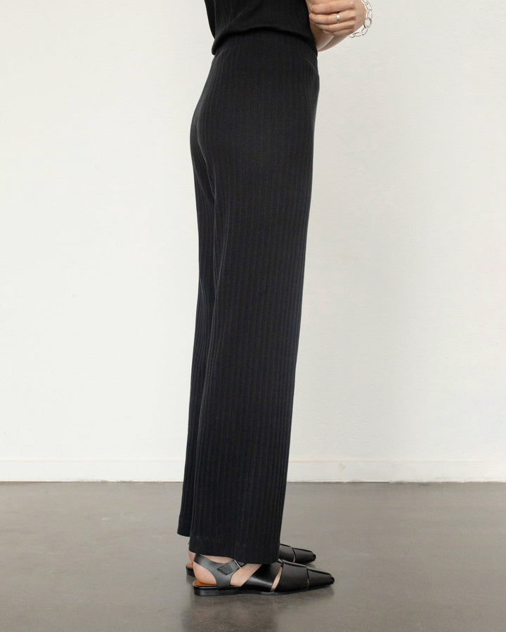 Ribbed Lounge Pant - true black