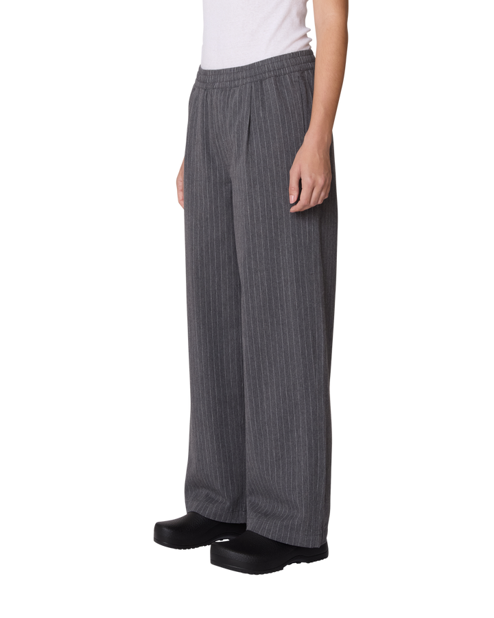 IRINA PLEATED PANT - GREY MULTI