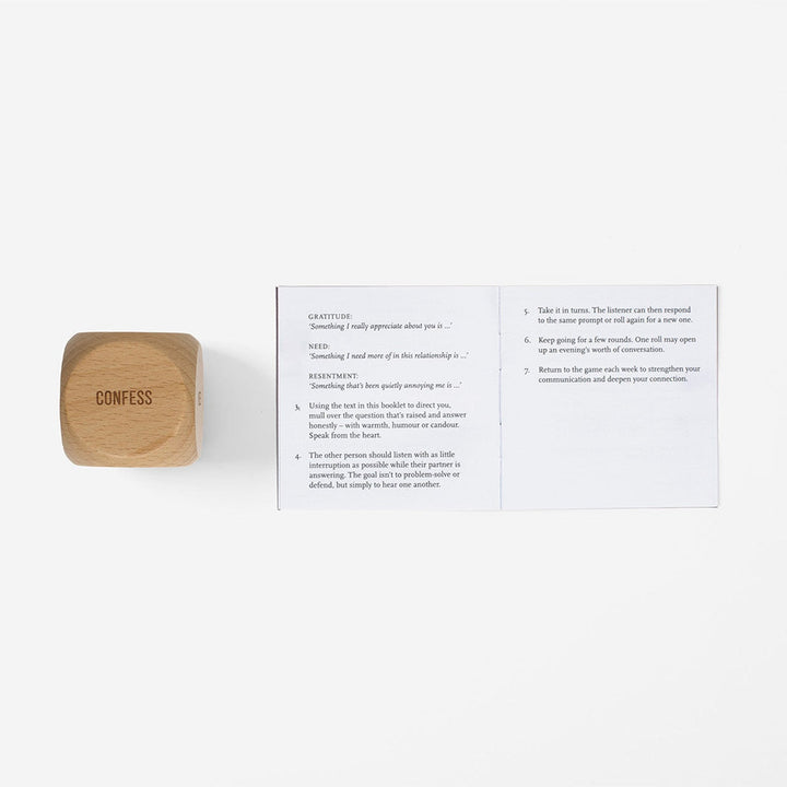 Würfelspiel "Couple's Dice" - Holz · Englisch | The School of Life