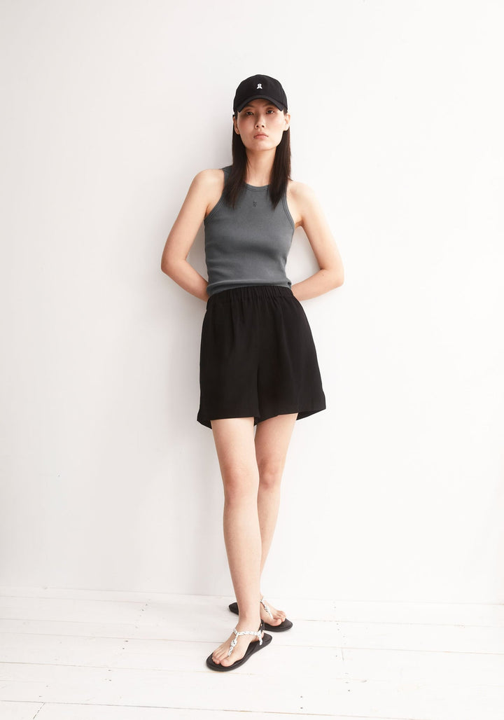 LINEN BLEND PULL ON SHORT - black