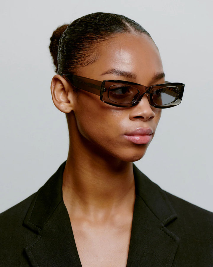 Frida - grey transparent