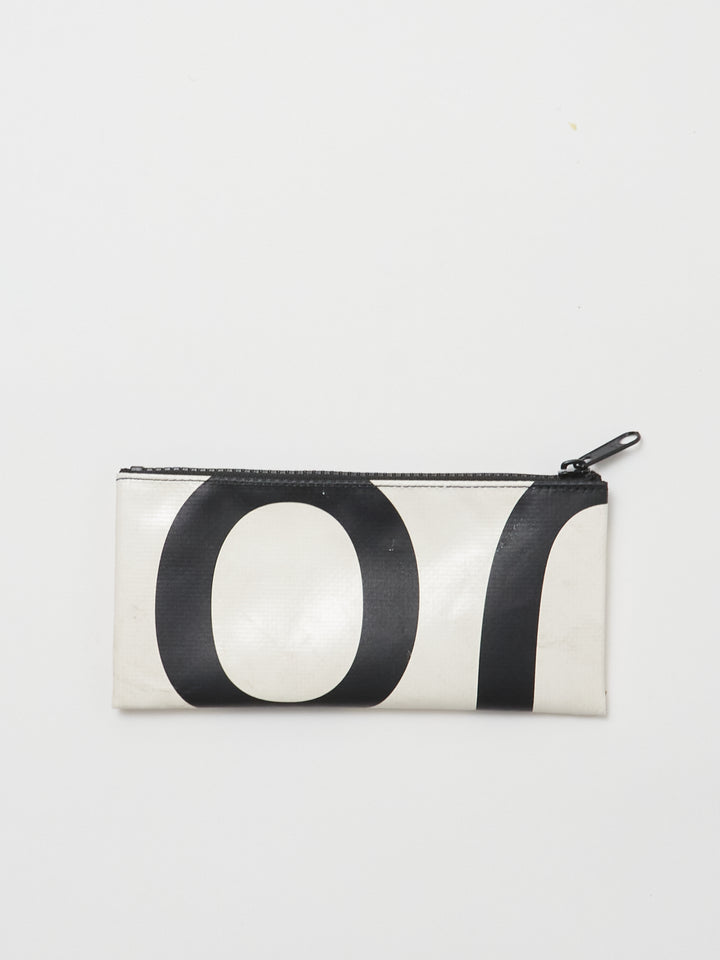 F06 Serena - white black