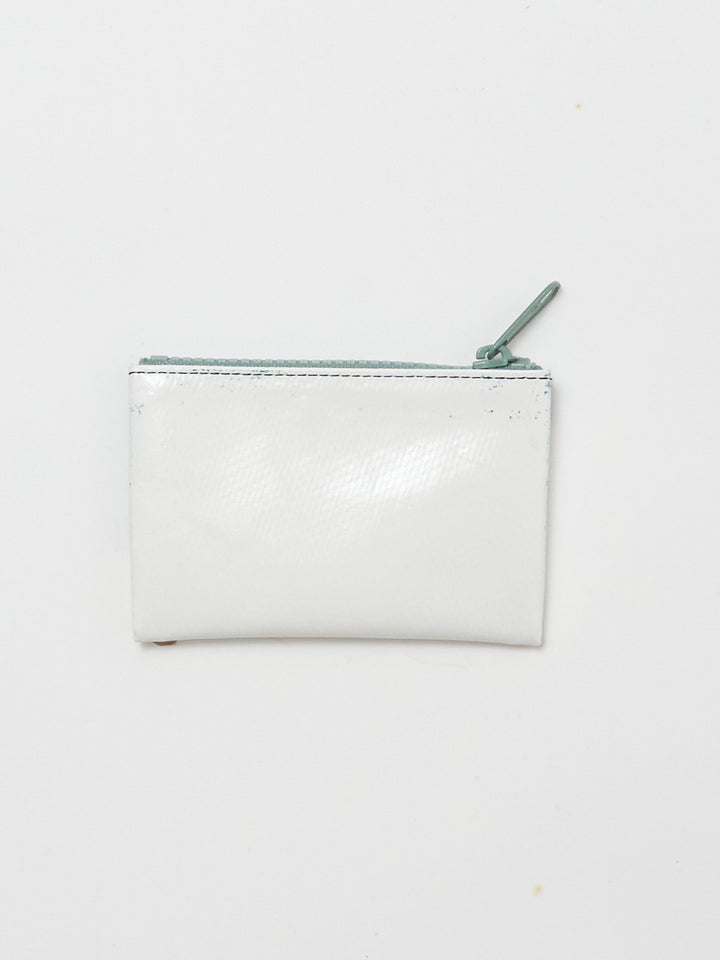 F05 Blair - white blue