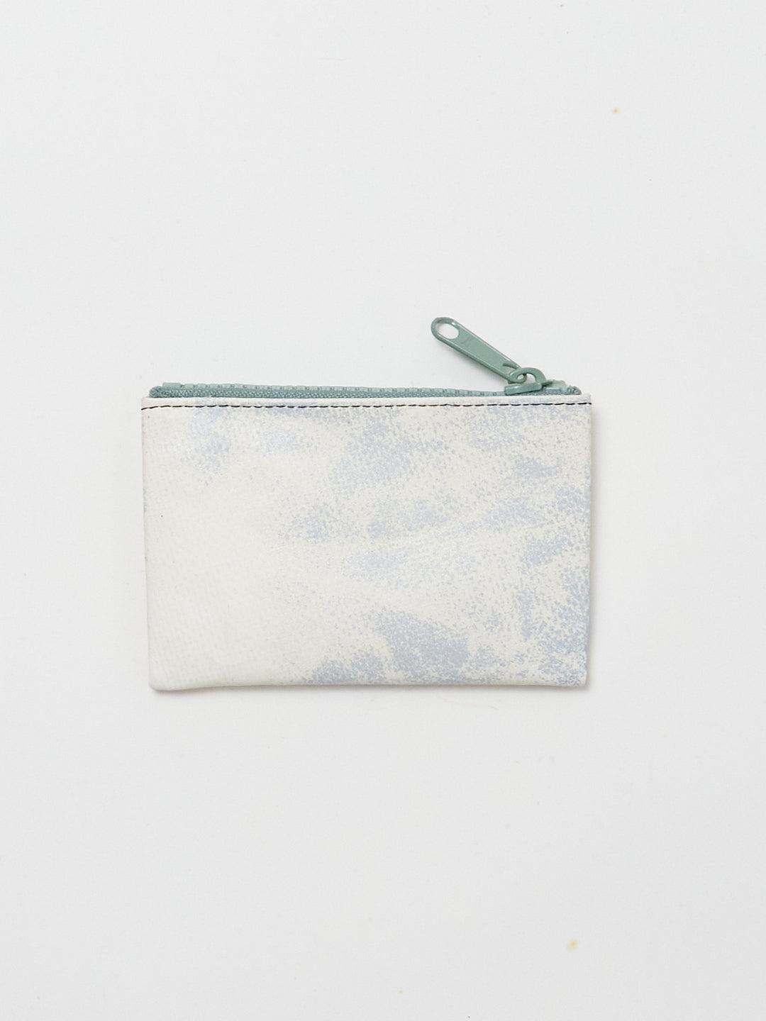 F05 Blair - white blue