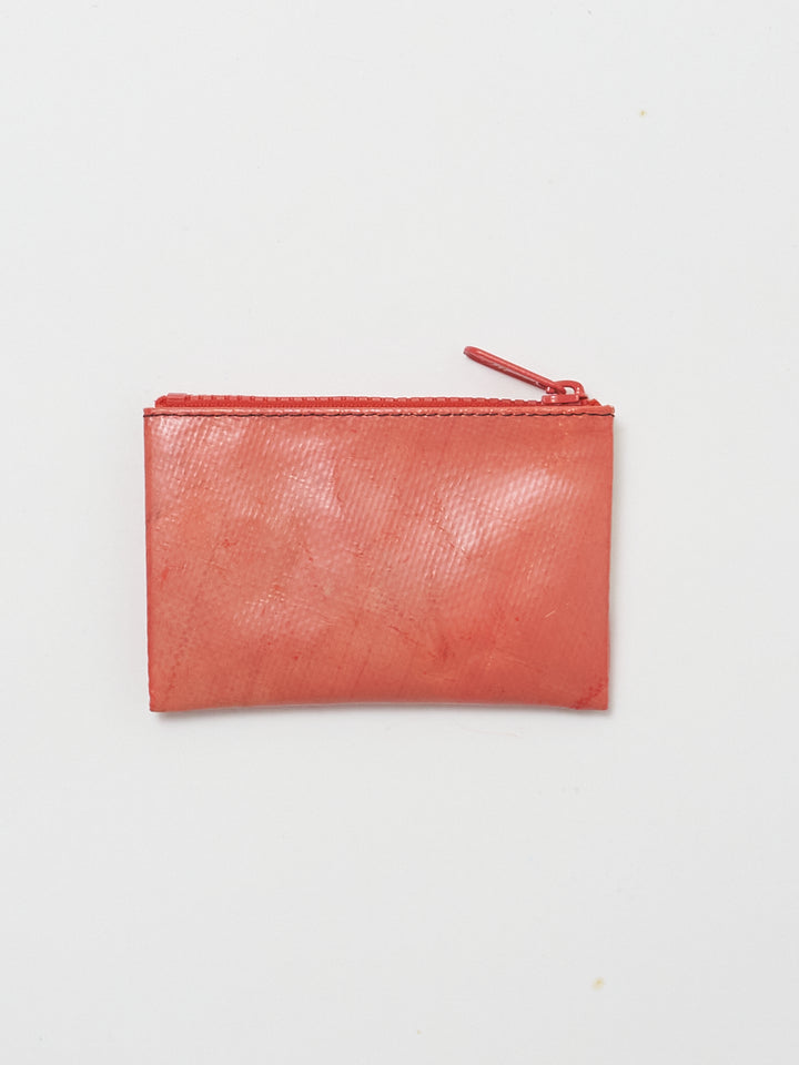 F05 Blair - red white