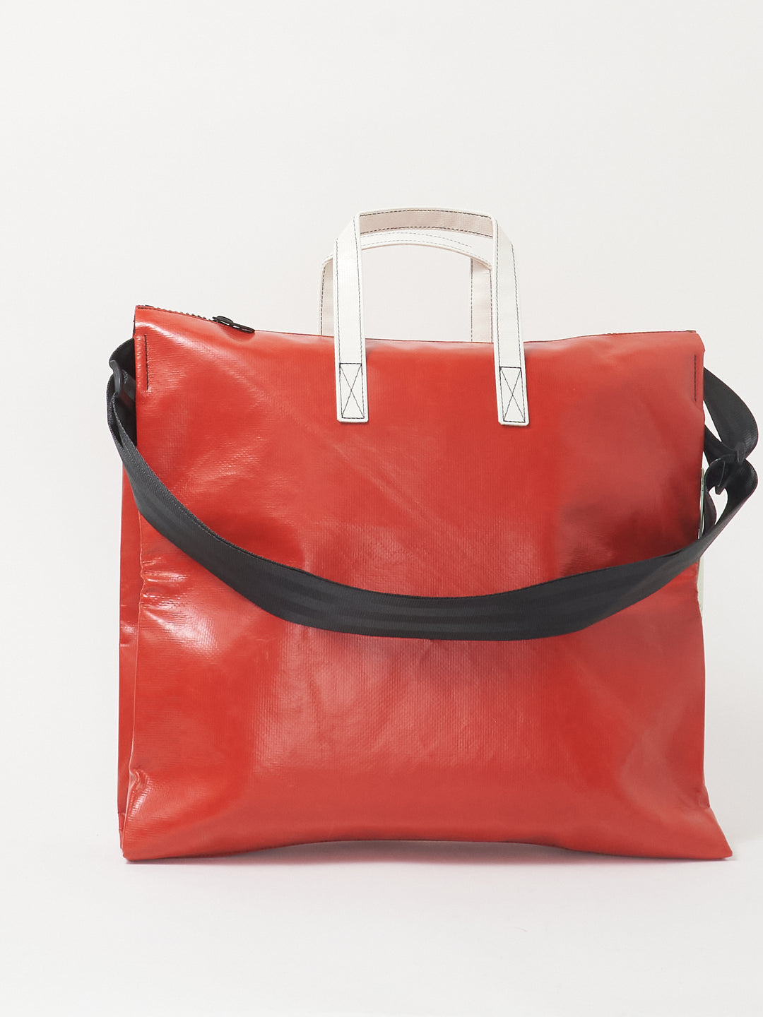 F275 TILDA - red white