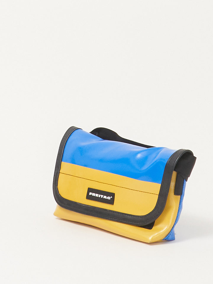 F40 Jamie - yellow blue