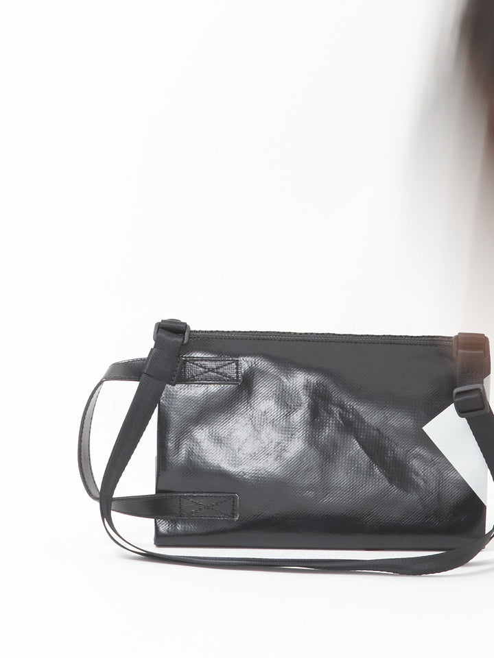 F272 EDDIE - black white