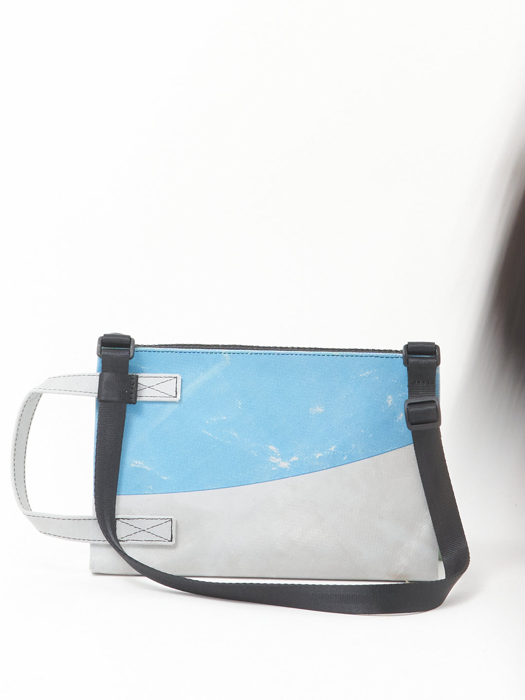 F272 EDDIE - blue grey