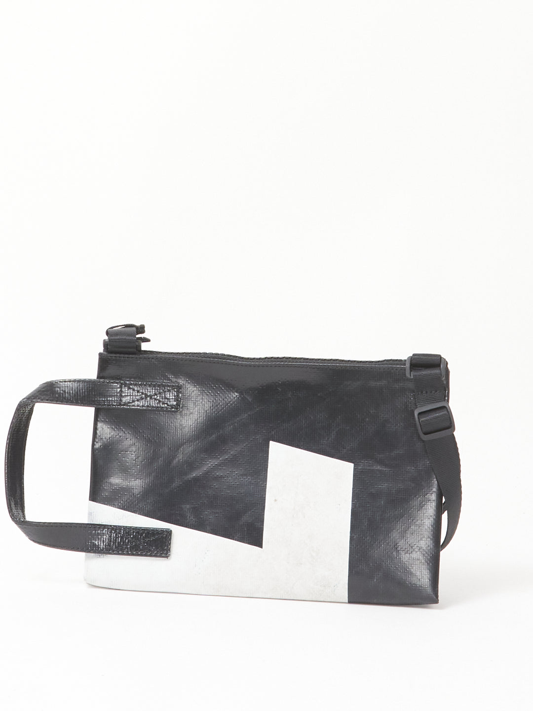 F272 EDDIE - black white