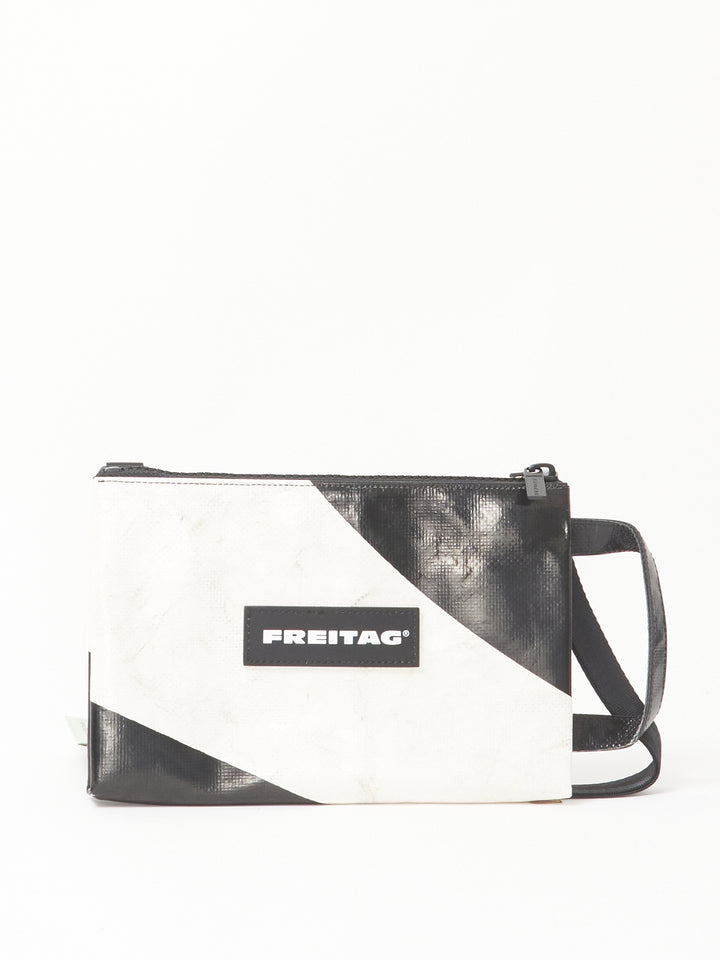 F272 EDDIE - white black