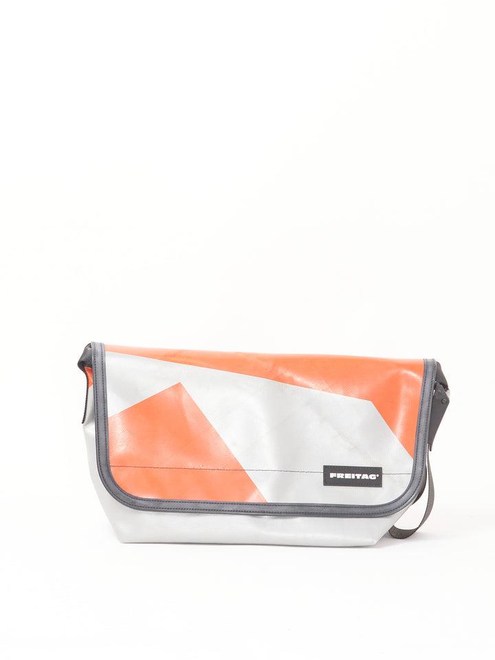 F42 SURFSIDE 6 - grey red