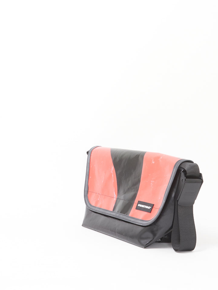 F42 SURFSIDE 6 - black red
