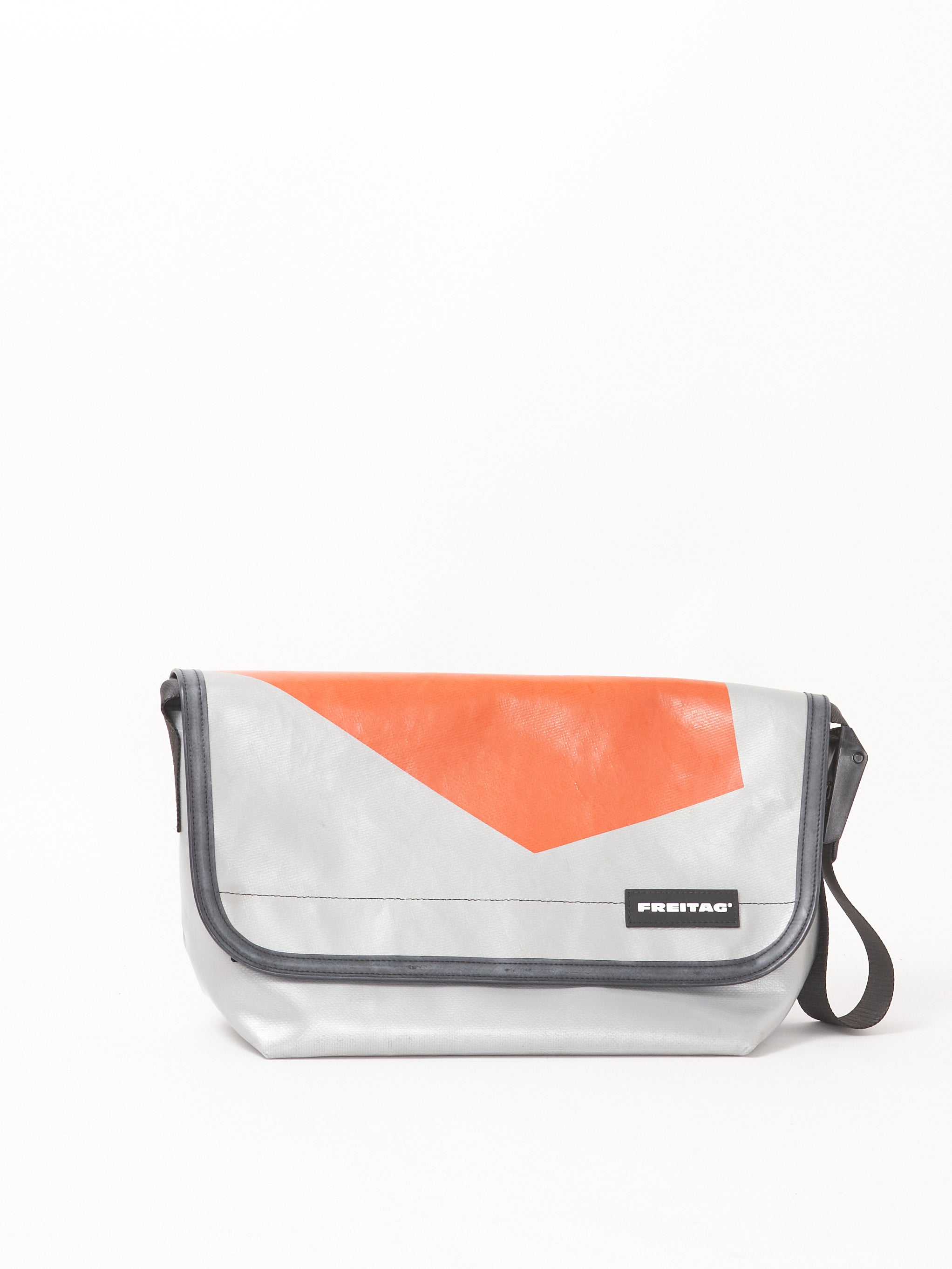 F42 - SURFSIDE 6 – MARKET Lifestore
