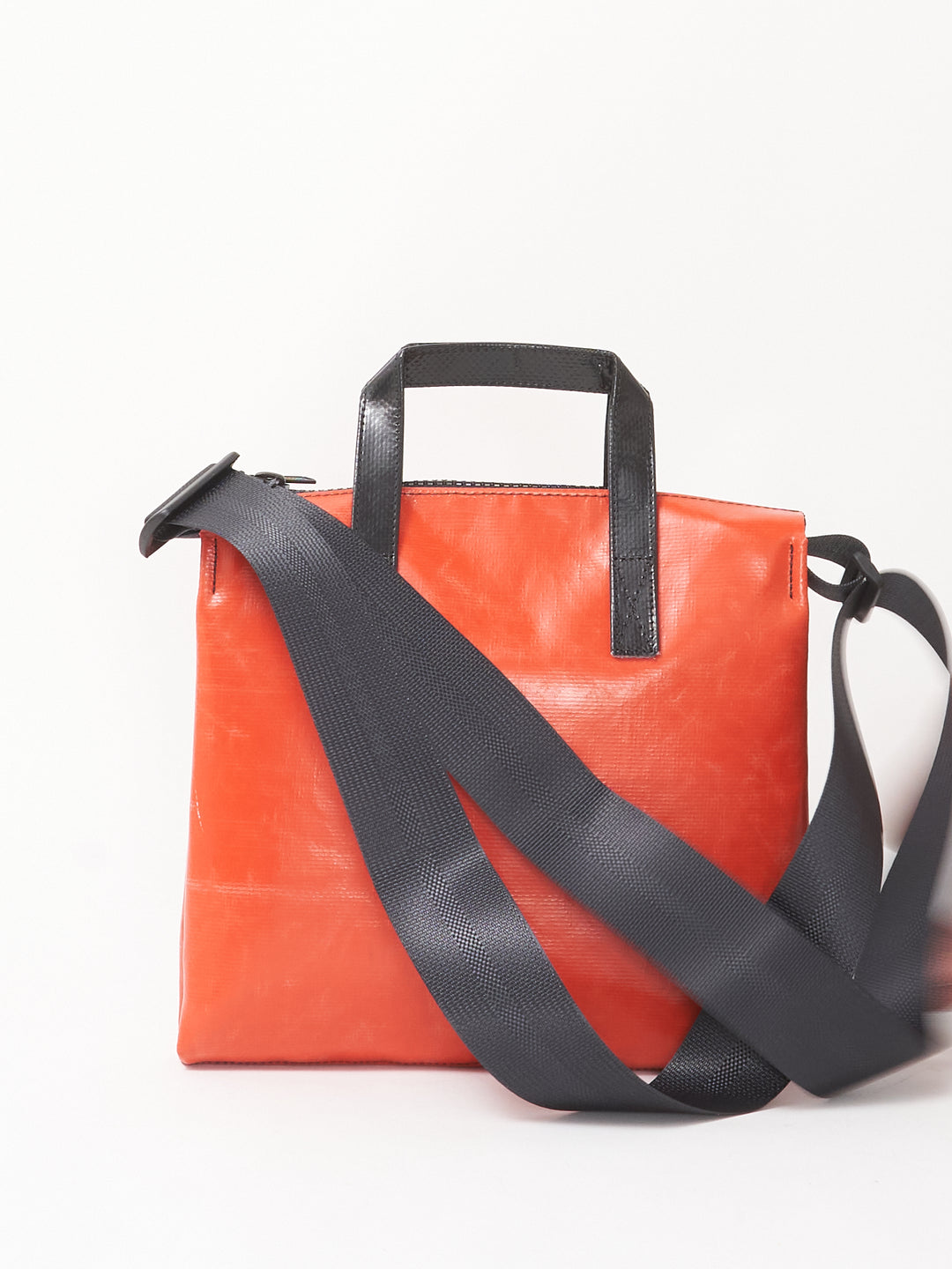 F274 RUBY - red