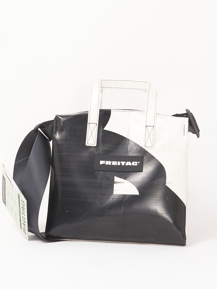 F274 RUBY - black white
