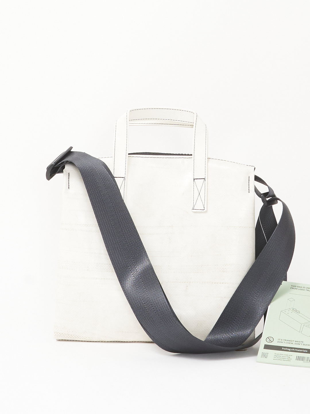 F274 RUBY - black white
