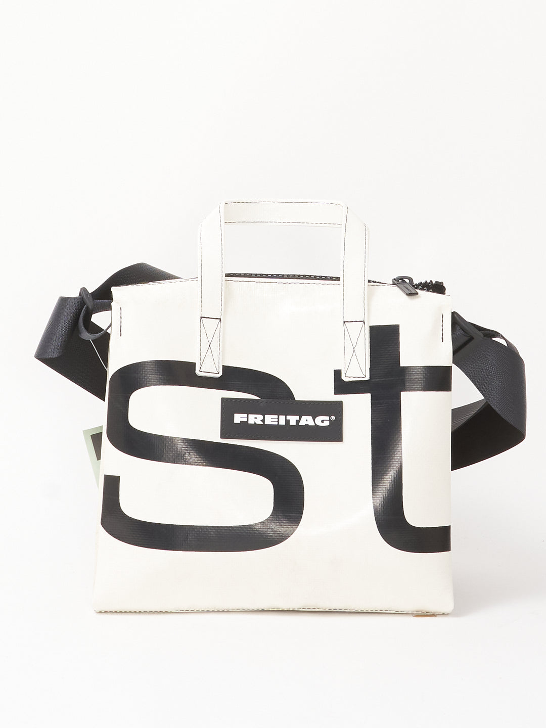 F274 RUBY - white black