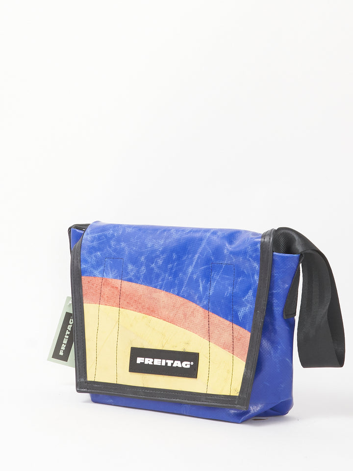 F11 LASSIE - blue yellow red