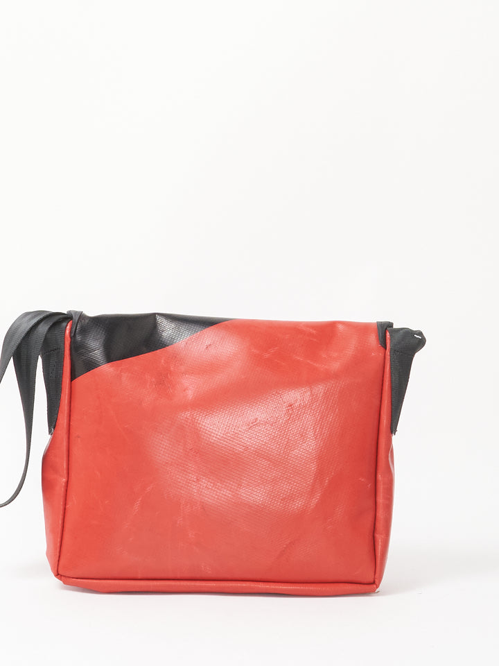 F11 LASSIE - red black