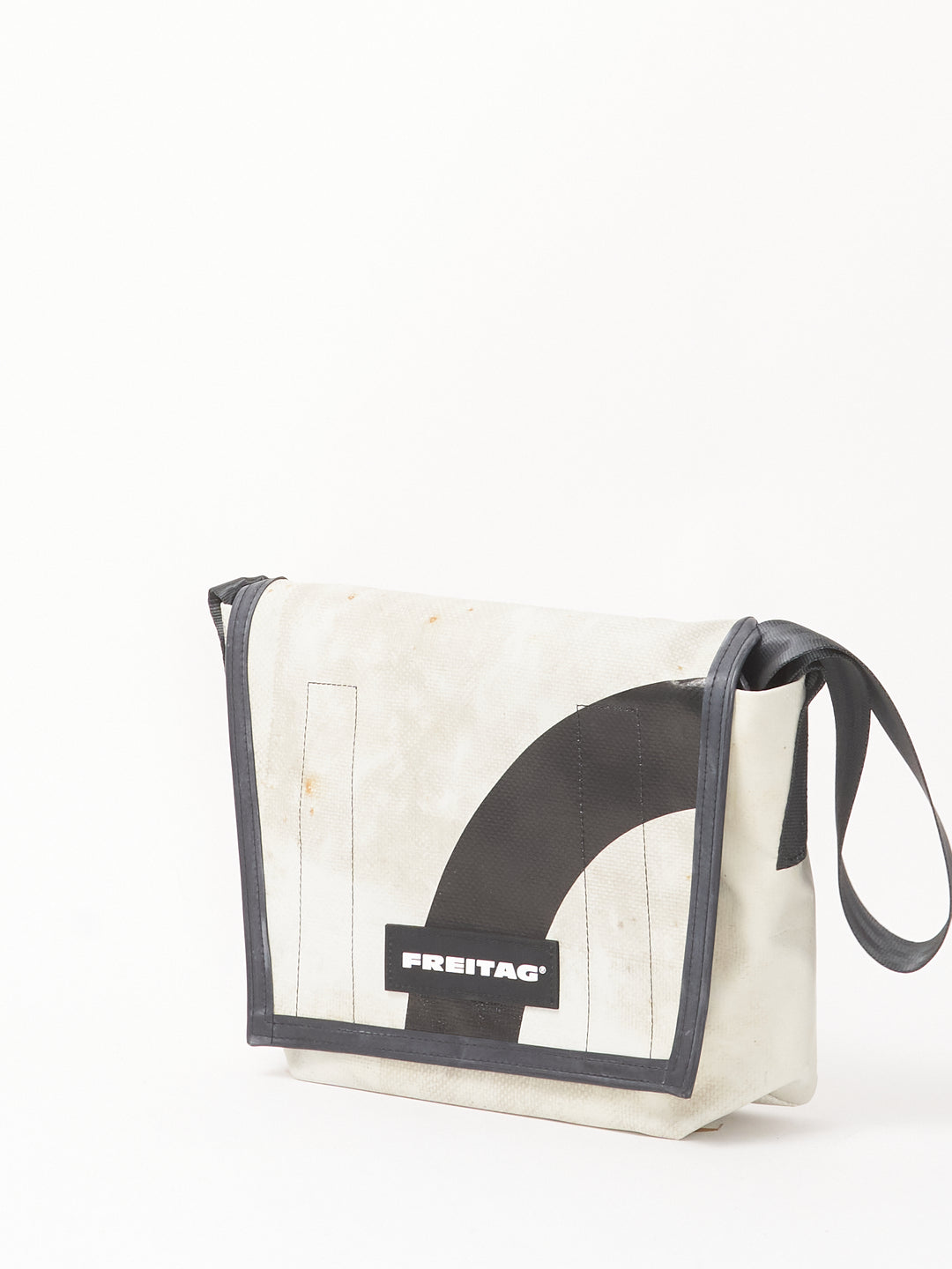 F11 LASSIE - white black